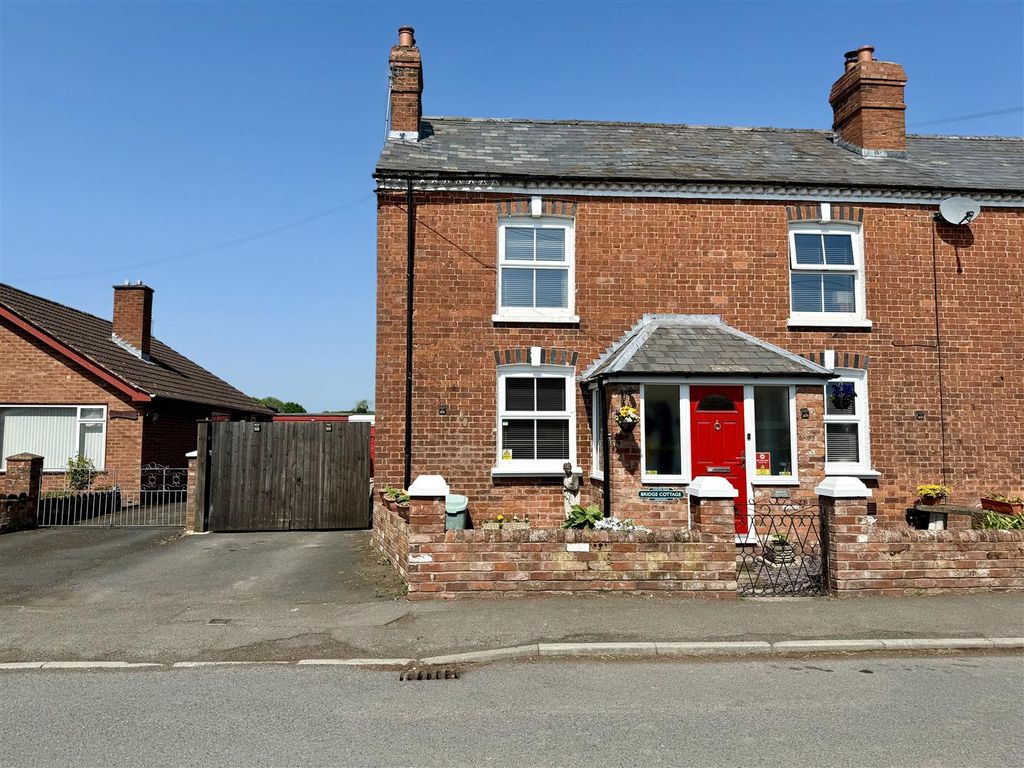 Property photo 1 of 33 Bridge Cottage Front .Jpeg