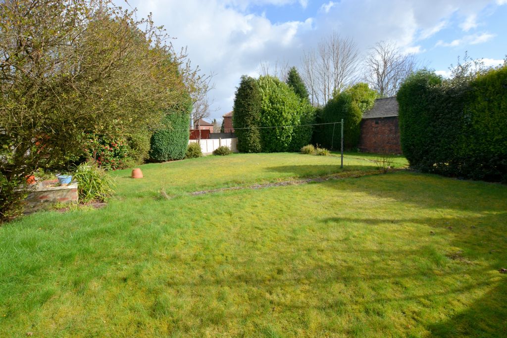 Property photo 3 of 14 Photo 3