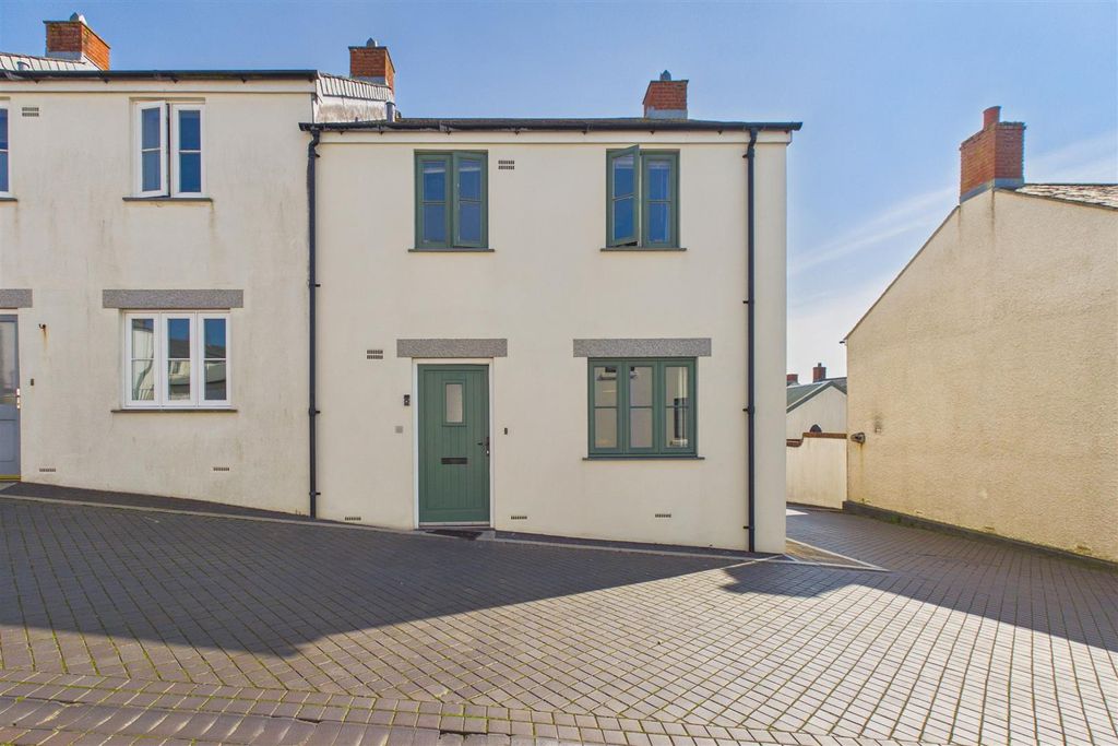 Property photo 1 of 21 Bownder Marhaus