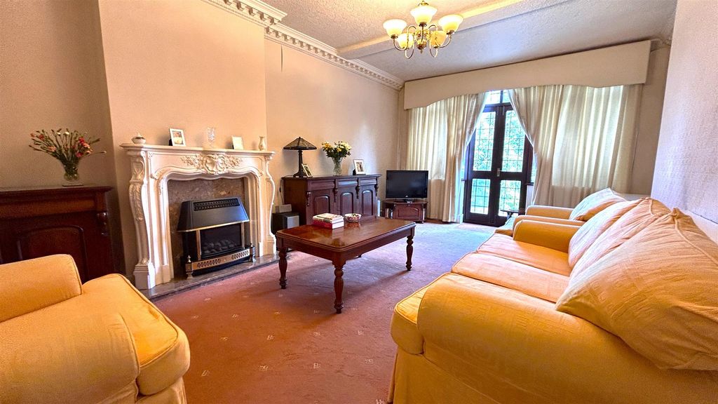 Property photo 3 of 15 12.Jpg