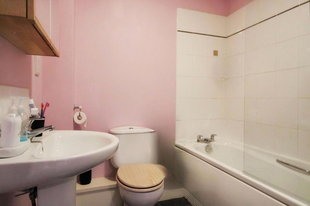 Additional image 6 of 2 bed flat to rentPrescott Court, Carlisle, Cumbria CA2