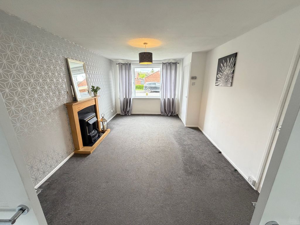 Property photo 2 of 15 Img_5001