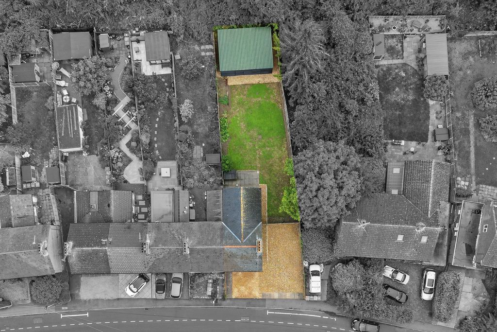 Property photo 3 of 11
