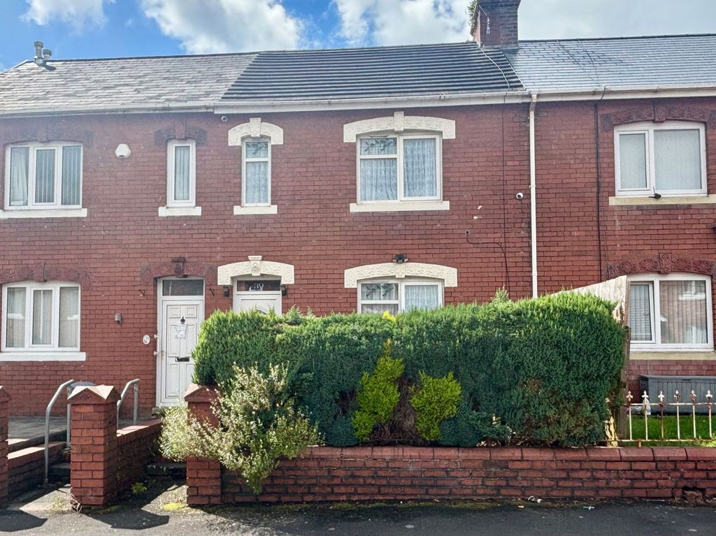 Property photo 1 of 25