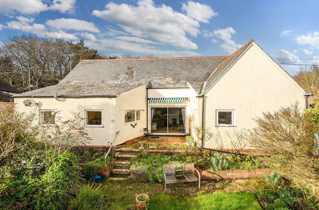 Property photo 1 of 25 College House