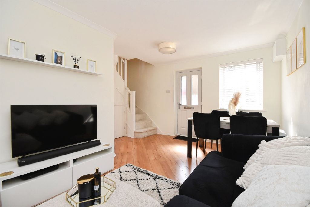 Property photo 2 of 12