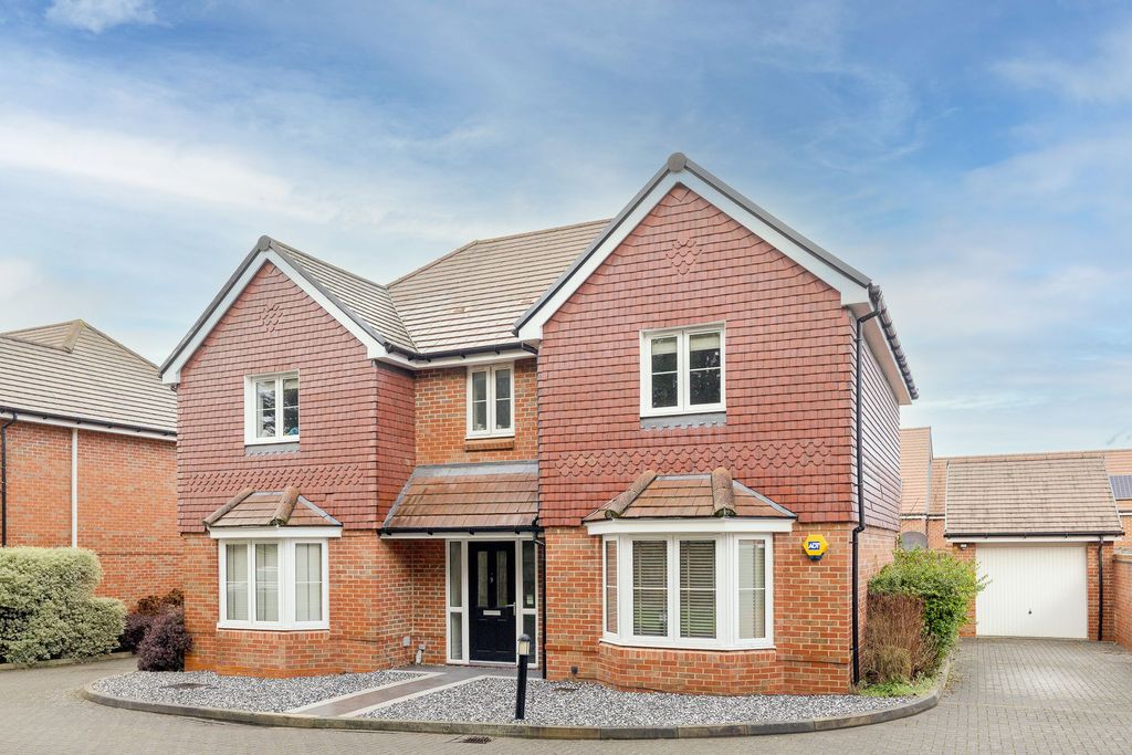 Property photo 1 of 21