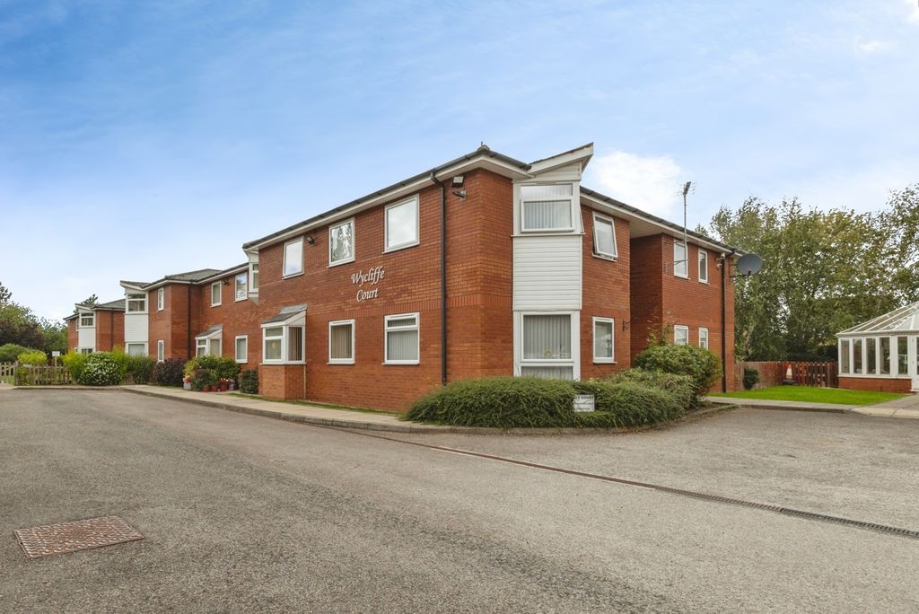 Property photo 1 of 14 Pbox-Img.Jpg