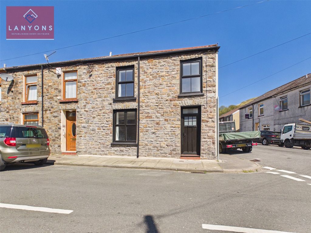 Property photo 1 of 15 Picture No. 02