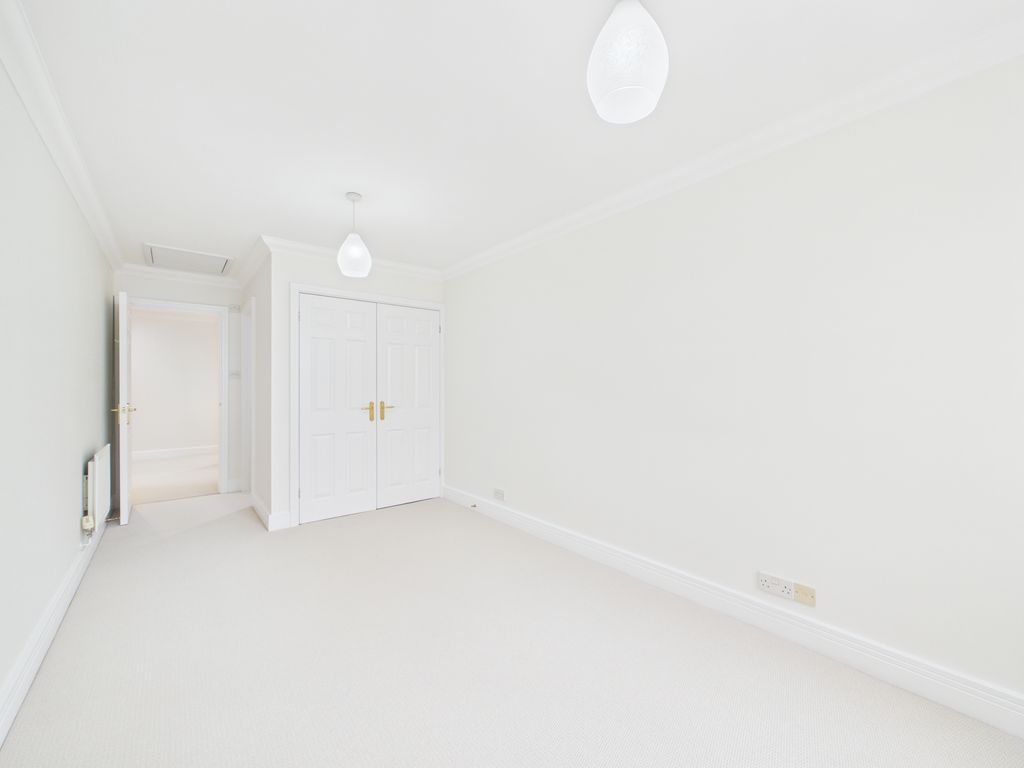 Additional image 5 of 3 bed flat for saleWimblehurst Road, Horsham RH12