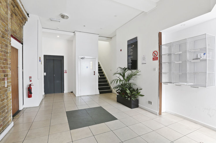 Property photo 2 of 7
