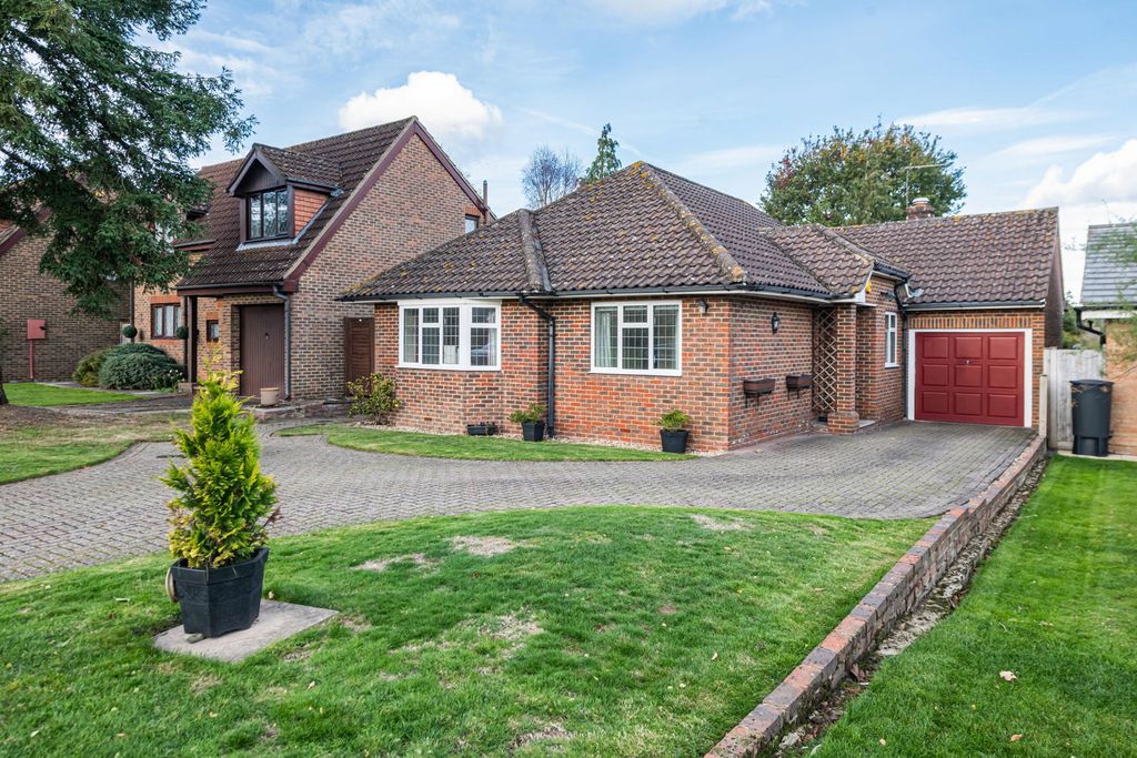 Property photo 1 of 18