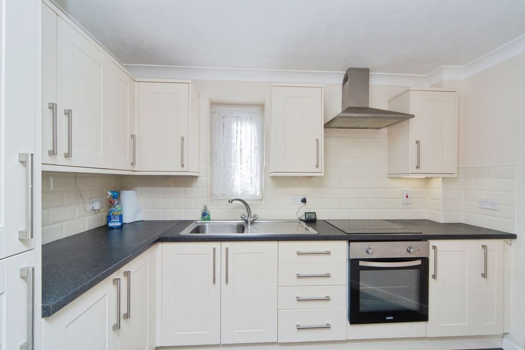 Property photo 3 of 20 Pbox-Img.Jpg