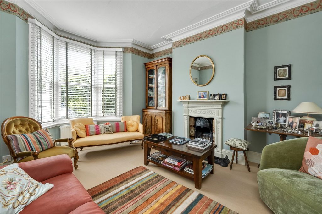 Property photo 2 of 15 Front Reception Room