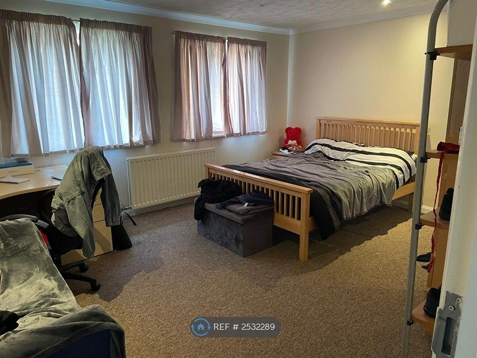 Property photo 3 of 15