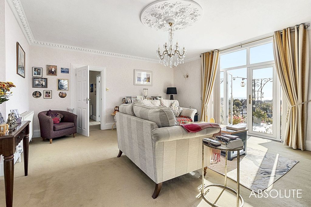 Property photo 1 of 30 Living Room