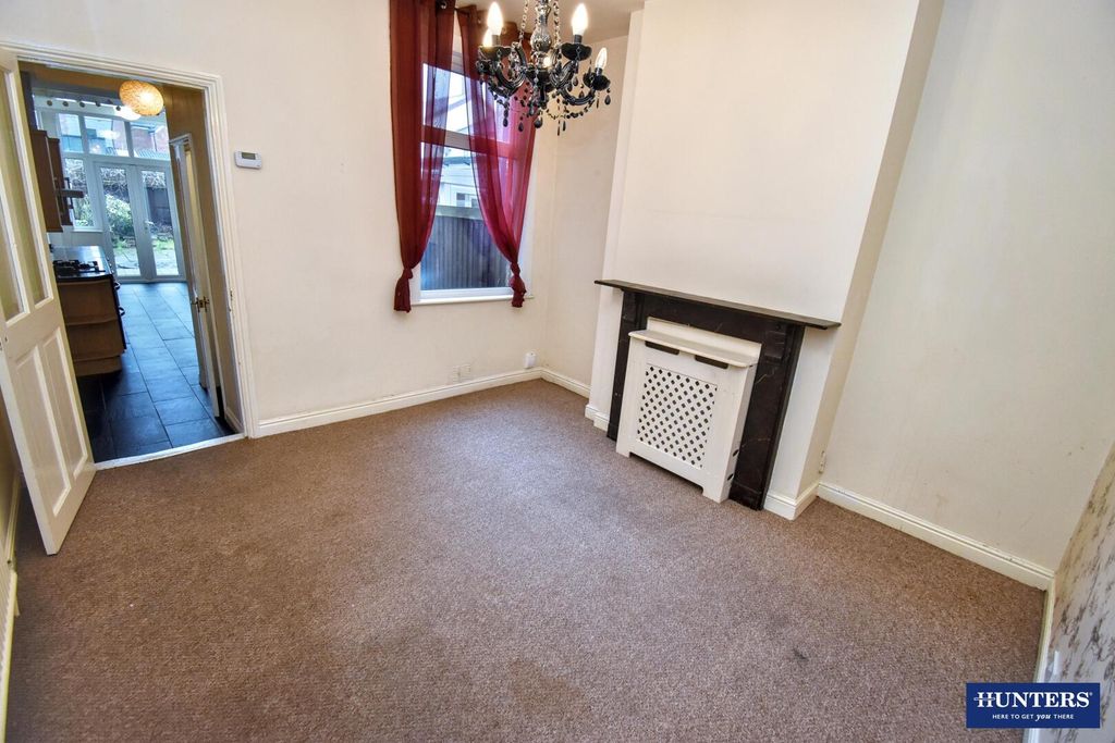 Property photo 3 of 12 Dining Room