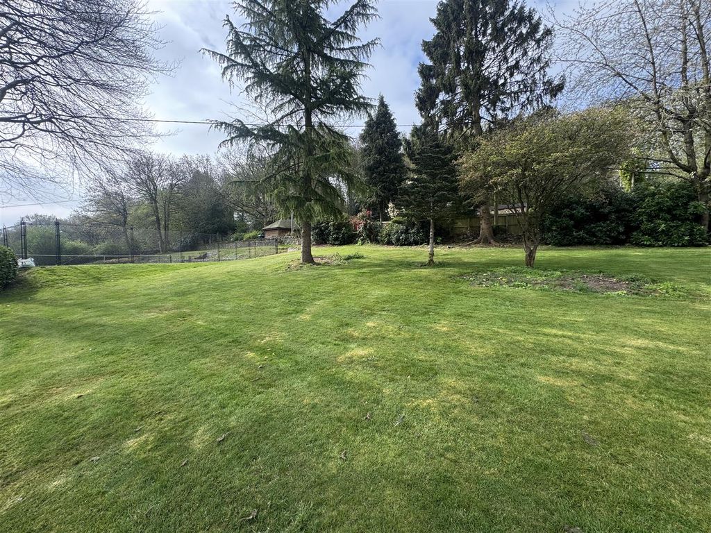 Property photo 3 of 10