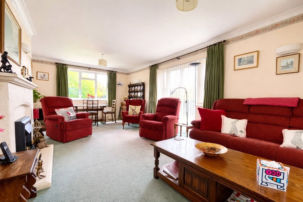 Property photo 2 of 17 Picture No. 02