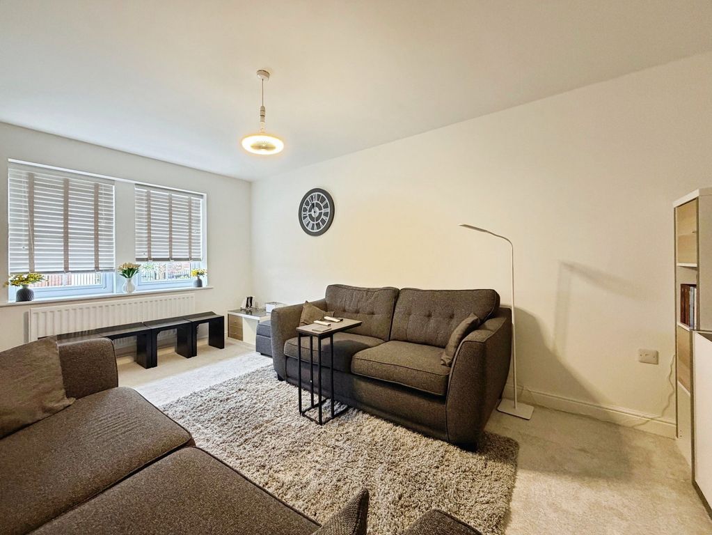 Property photo 3 of 25