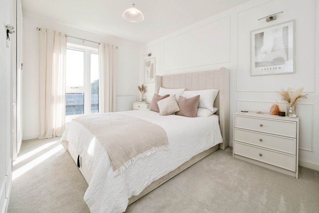 Property photo 2 of 18 Pbox-Img.Jpg
