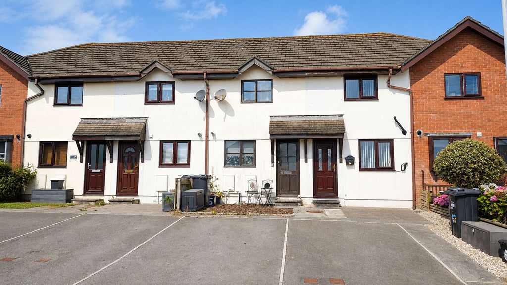 Property photo 1 of 10 External