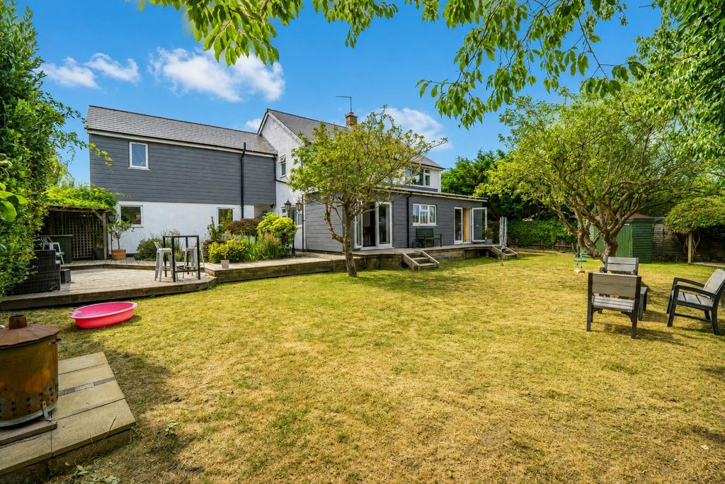 Property photo 2 of 39 17341E9d-2524-45dc-A927-d54Ecc0E36B8.Png