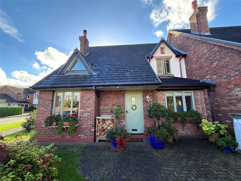 Property photo 1 of 18 Picture No. 01