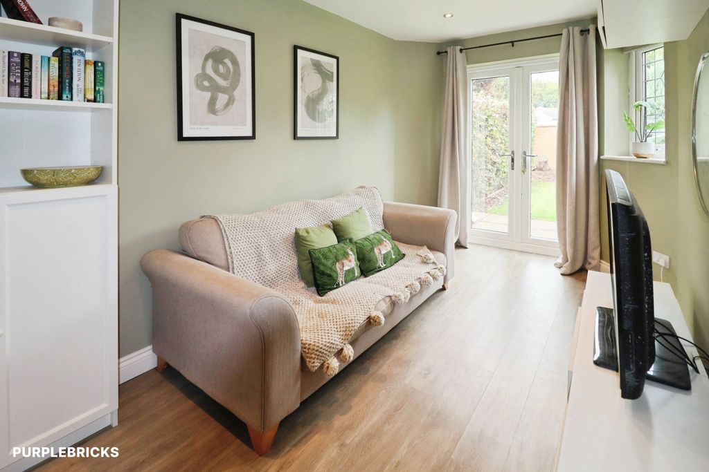 Property photo 3 of 33