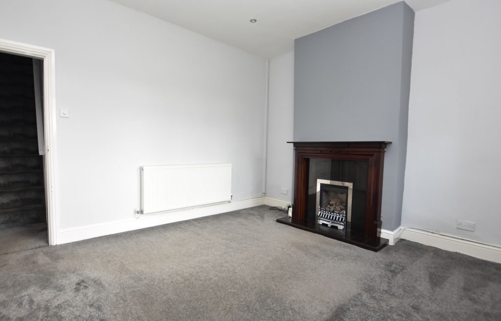 Property photo 3 of 33