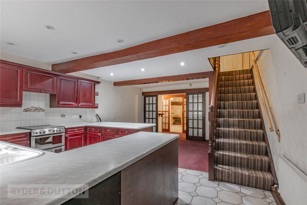 Property photo 3 of 35 Kitchen/Diner