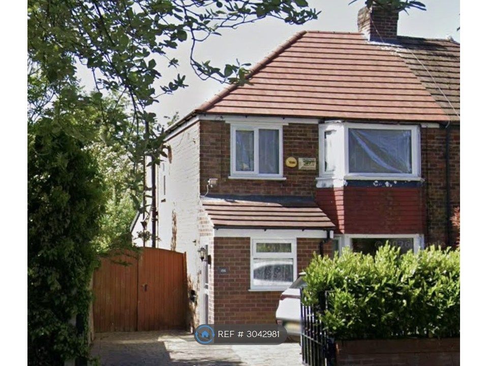 Property photo 1 of 32