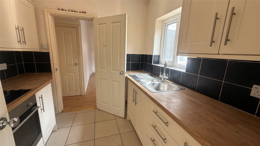 Property photo 3 of 15 Picture No. 33
