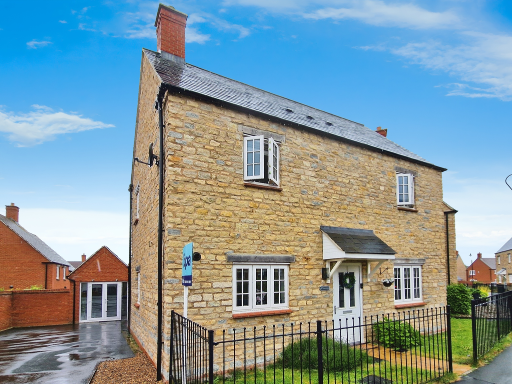 Property photo 1 of 24 880Eb6c85c958F6F9F23c085434Be9085E5Be313.Png