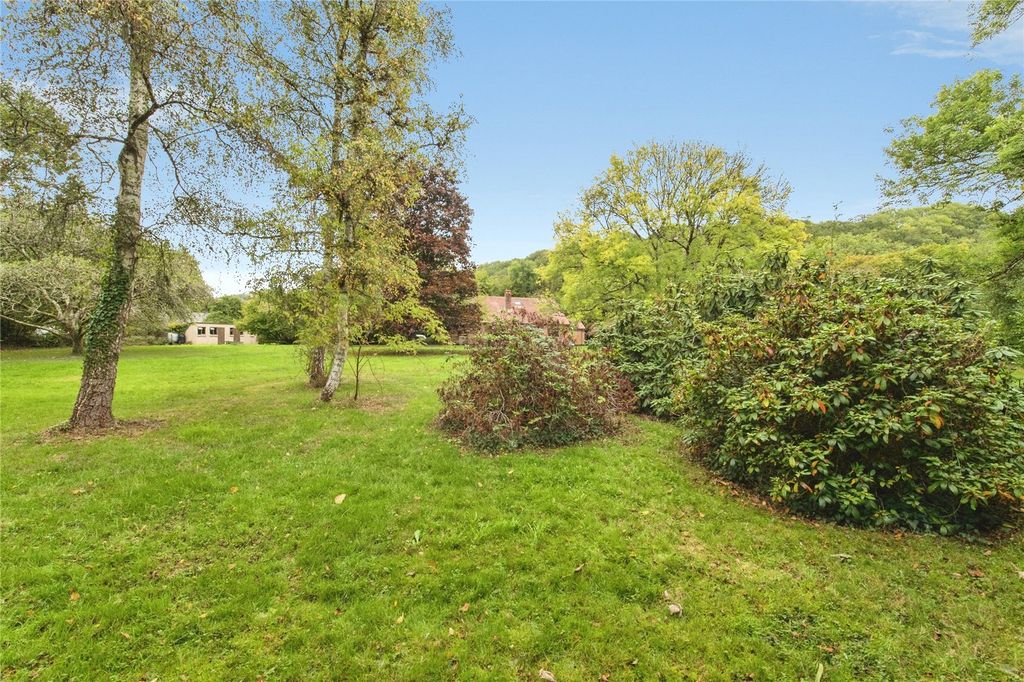 Property photo 2 of 28 Picture No. 22