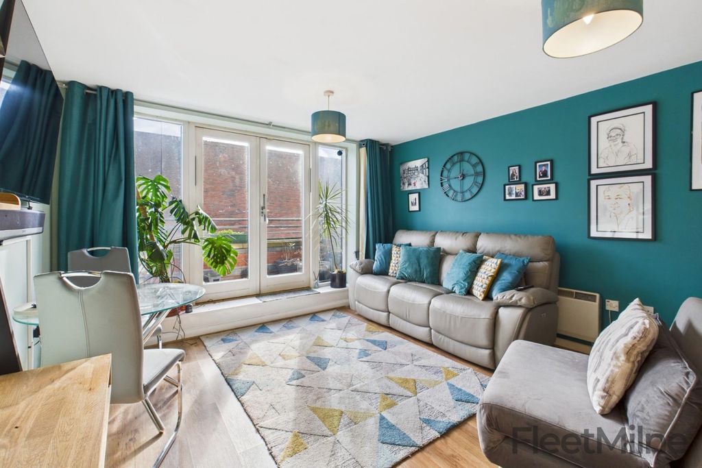 Property photo 1 of 11 Living Area