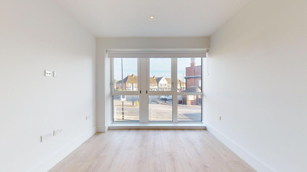 Property photo 3 of 23 Bedroom