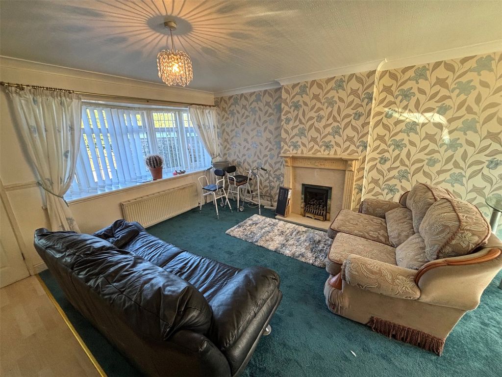 Property photo 3 of 12 Picture No. 12