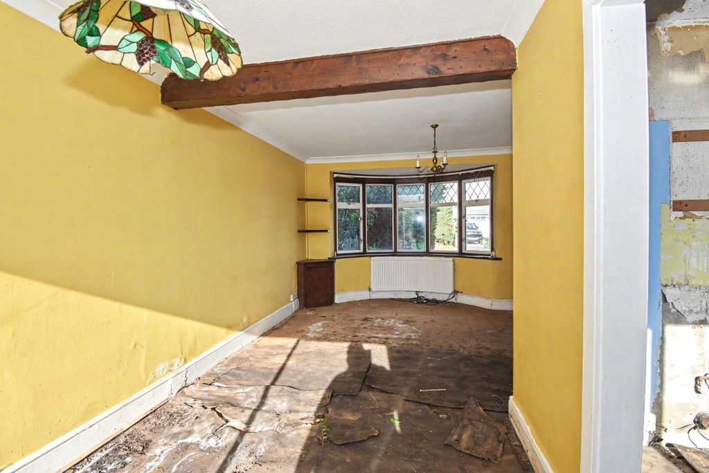 Property photo 3 of 19