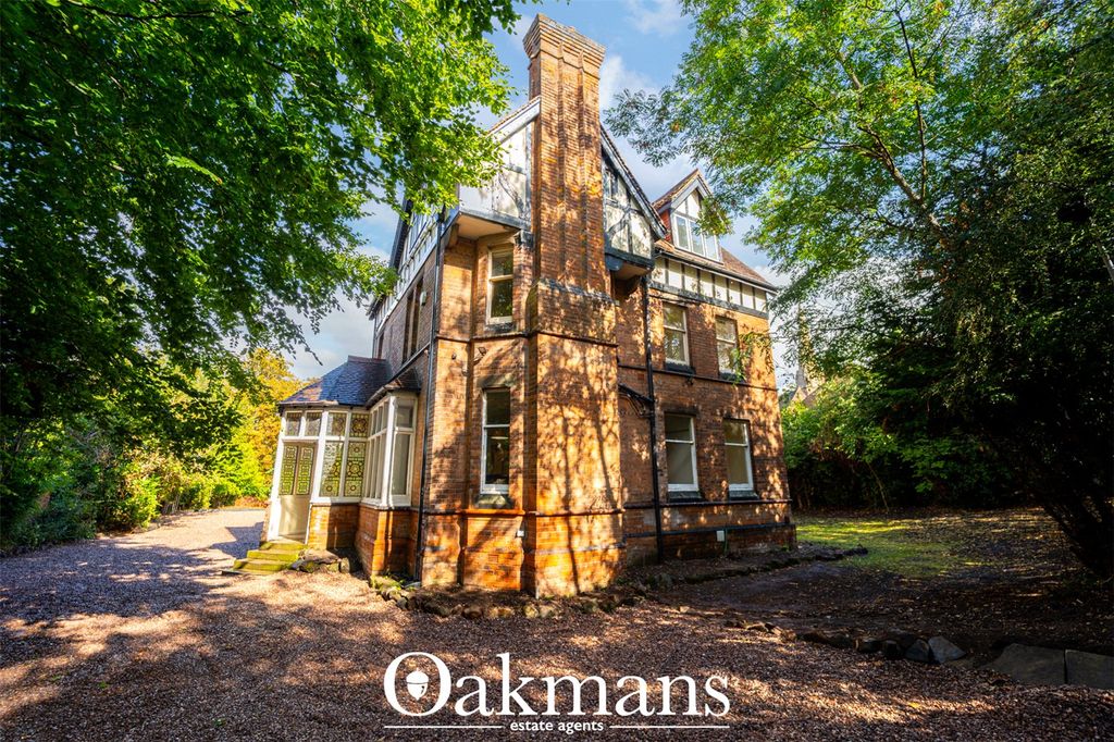 Property photo 2 of 24 Picture No. 13