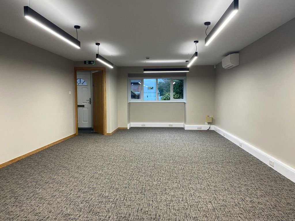 Property photo 2 of 8 Web Img_9564.Jpeg