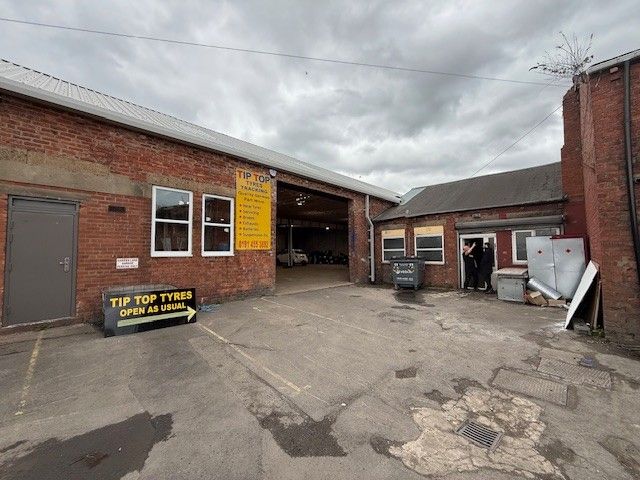 Property photo 1 of 3