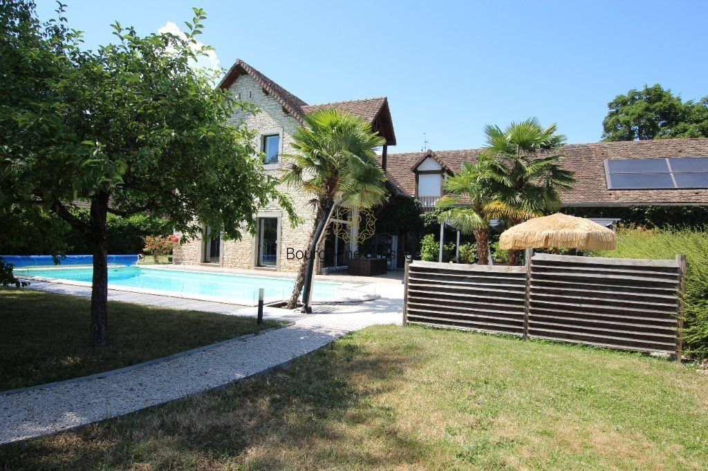 Property photo 1 of 20 Charming Character Property Of 293 M² With Swimming Pool And 1510 M² Of Land