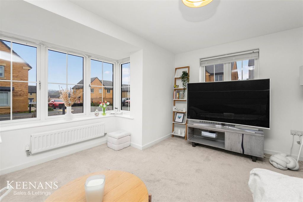 Property photo 2 of 47 4.Jpg