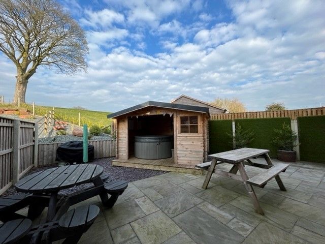 Property photo 2 of 24 Image