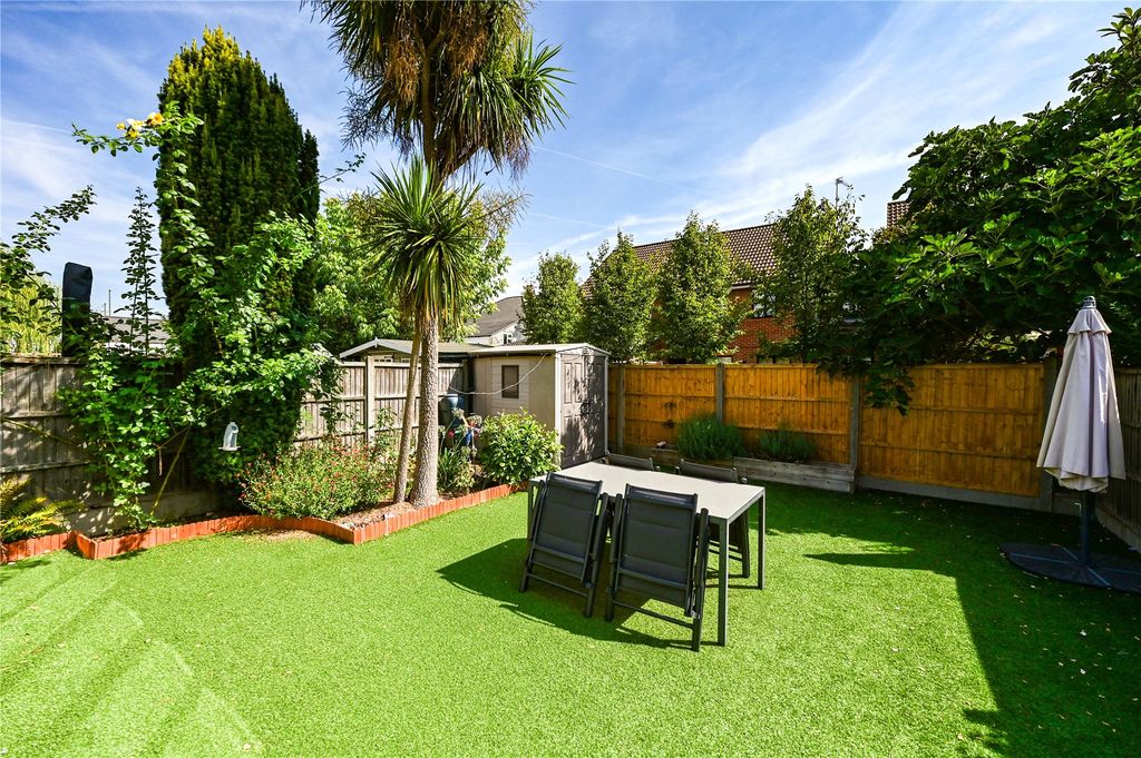 Property photo 3 of 17 Picture No. 33