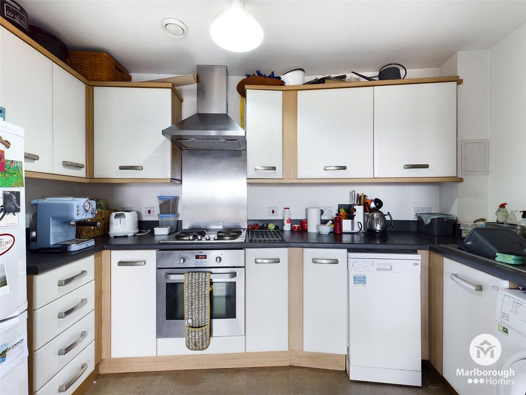 Property photo 2 of 10 Hackney E5