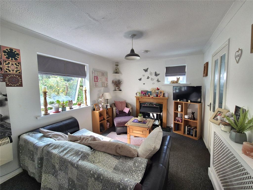 Property photo 2 of 8 Picture No. 07