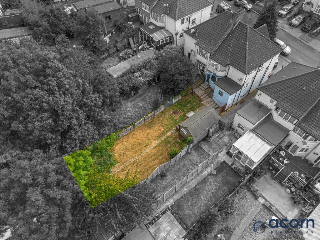 Property photo 2 of 16 Picture No. 05