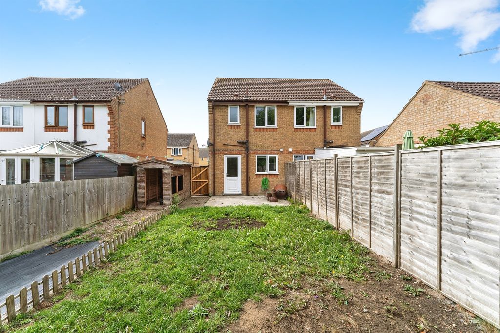 Property photo 2 of 17